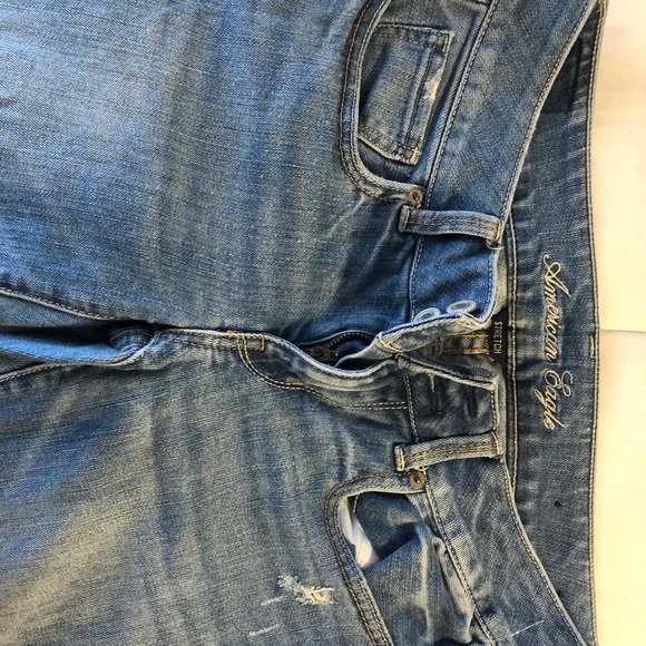 American Eagle ankle raise jeans - Picture 2 of 3